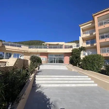Apartment Bel App T2 En Bord De Vue Sanquinaires Piscine Ajaccio (Corsica)