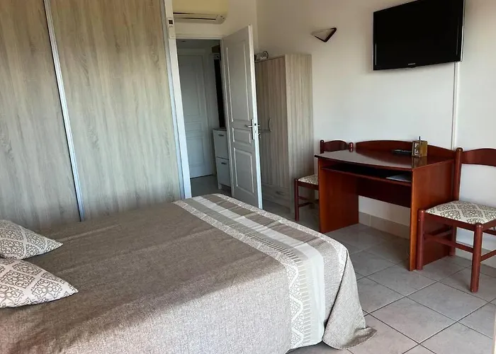 Bel App T2 En Bord De Vue Sanquinaires Piscine Apartment Ajaccio (Corsica)